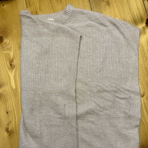 Universal Thread - Poncho/shrug style pullover sweater. OSFM